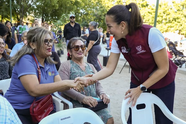 Encabeza Milena Quiroga, Día del Pueblo en fraccionamiento Santa Mónica