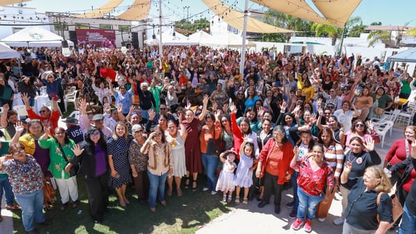 Más de 800 mujeres líderes de La Paz respaldan a Milena Quiroga por resultados en agua y transporte seguro