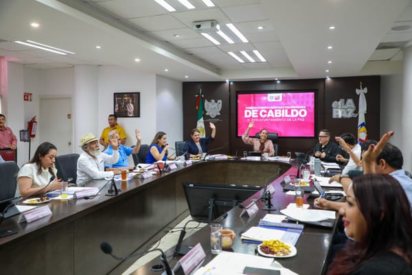 Cabildo de La Paz autoriza predios para un nuevo bachillerato y regularización de lotes