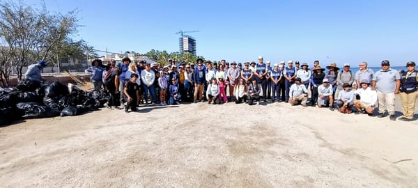 Participa Gobierno Municipal de La Paz en la jornada de limpieza “Ola Azul”