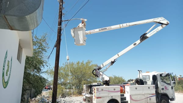 Atienden más de 160 luminarias y 140 baches en La Paz