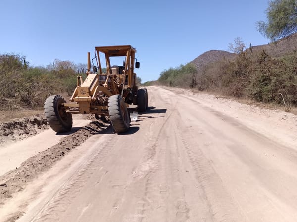 Más de 80 kilómetros de caminos rurales atendidos en La Paz