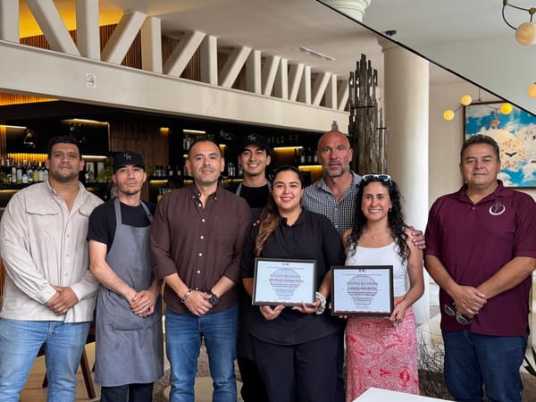 Fortalecen atención turística con entrega de distintivo Balandra a hoteles de La Paz