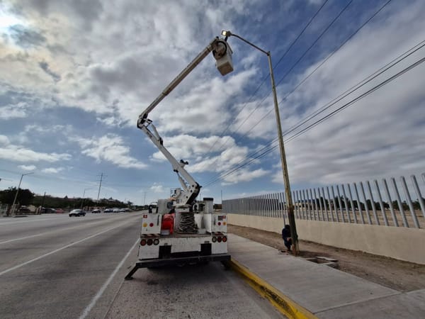 Fortalece Ayuntamiento de La Paz alumbrado público con más de 5 mil luminarias rehabilitadas