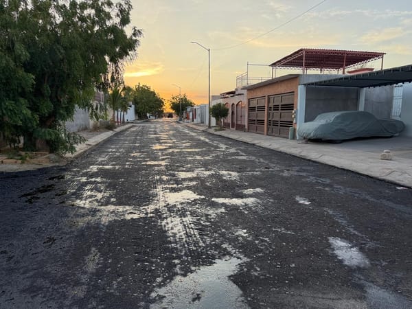 Avanza obra de pavimentación en calle Villa Natalia