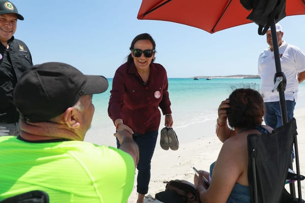 Refuerza Ayuntamiento de La Paz vigilancia en playas y carreteras durante vacaciones