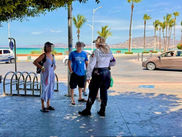 Policía Turística refuerza vigilancia en malecón y zona Centro de La Paz